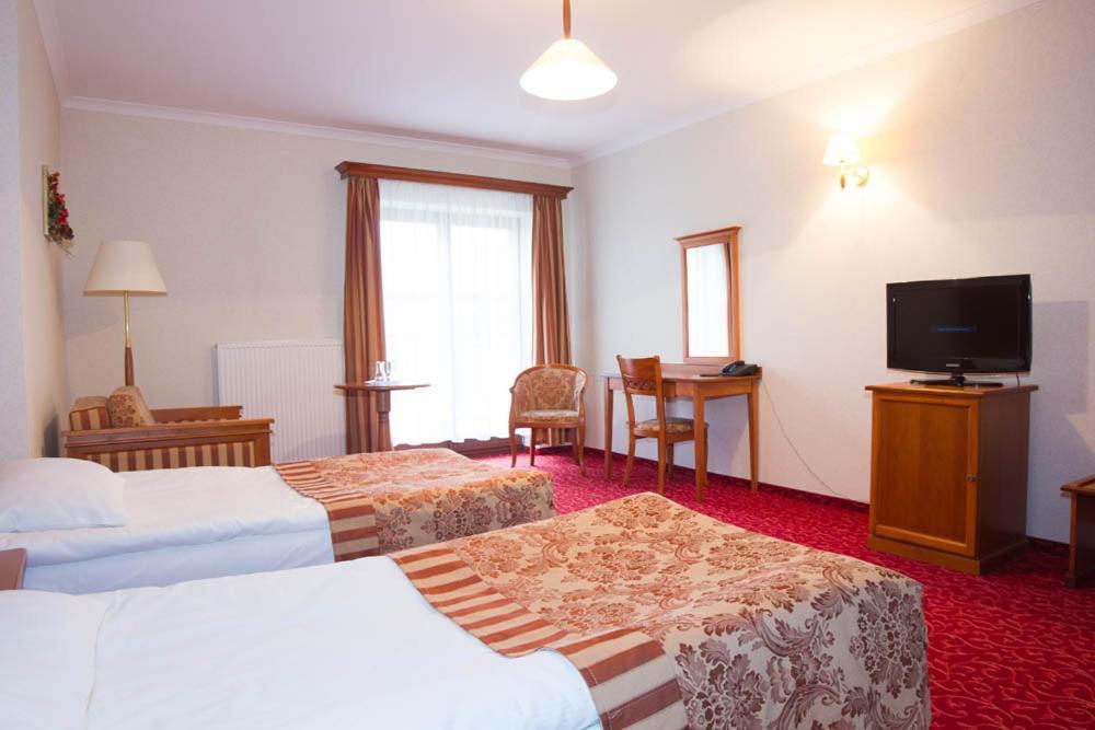Hotel Stodolka Cminsk Dış mekan fotoğraf