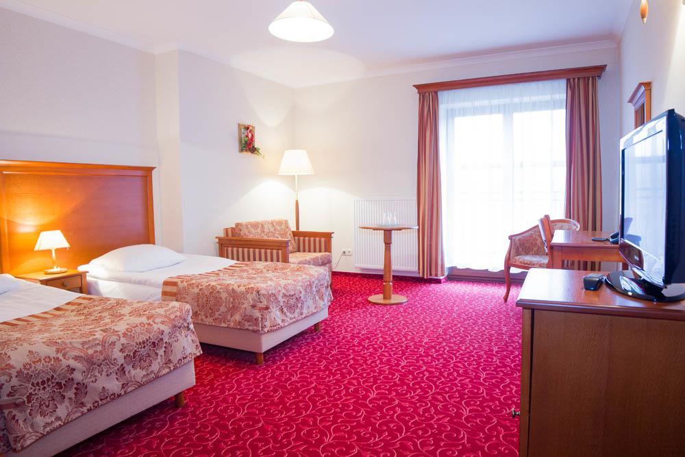 Hotel Stodolka Cminsk Dış mekan fotoğraf